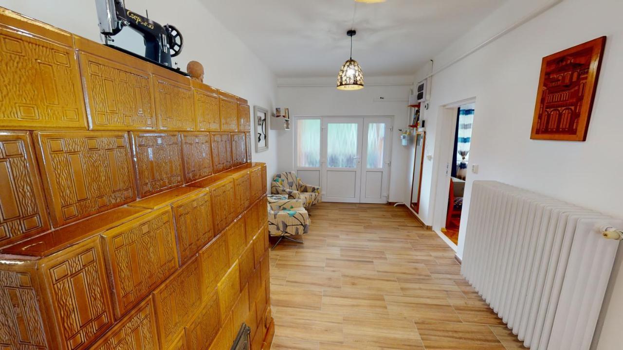 Family Apartman ميسكولك المظهر الخارجي الصورة