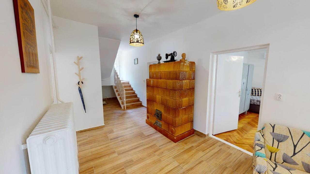 Family Apartman ميسكولك المظهر الخارجي الصورة