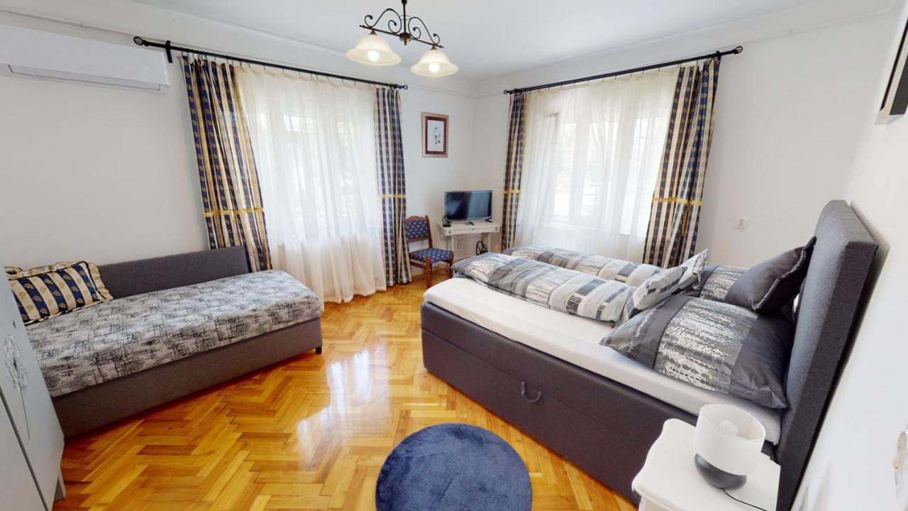 Family Apartman ميسكولك المظهر الخارجي الصورة