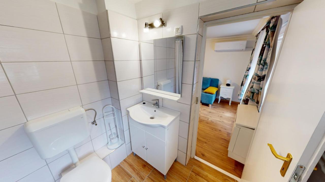 Family Apartman ميسكولك المظهر الخارجي الصورة