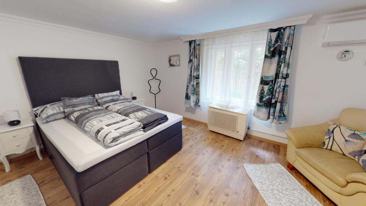 Family Apartman ميسكولك المظهر الخارجي الصورة