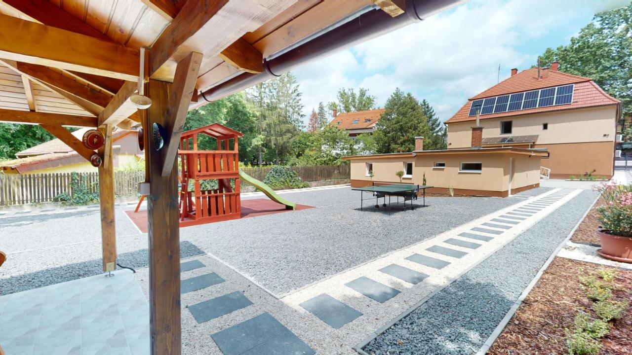 Family Apartman ميسكولك المظهر الخارجي الصورة