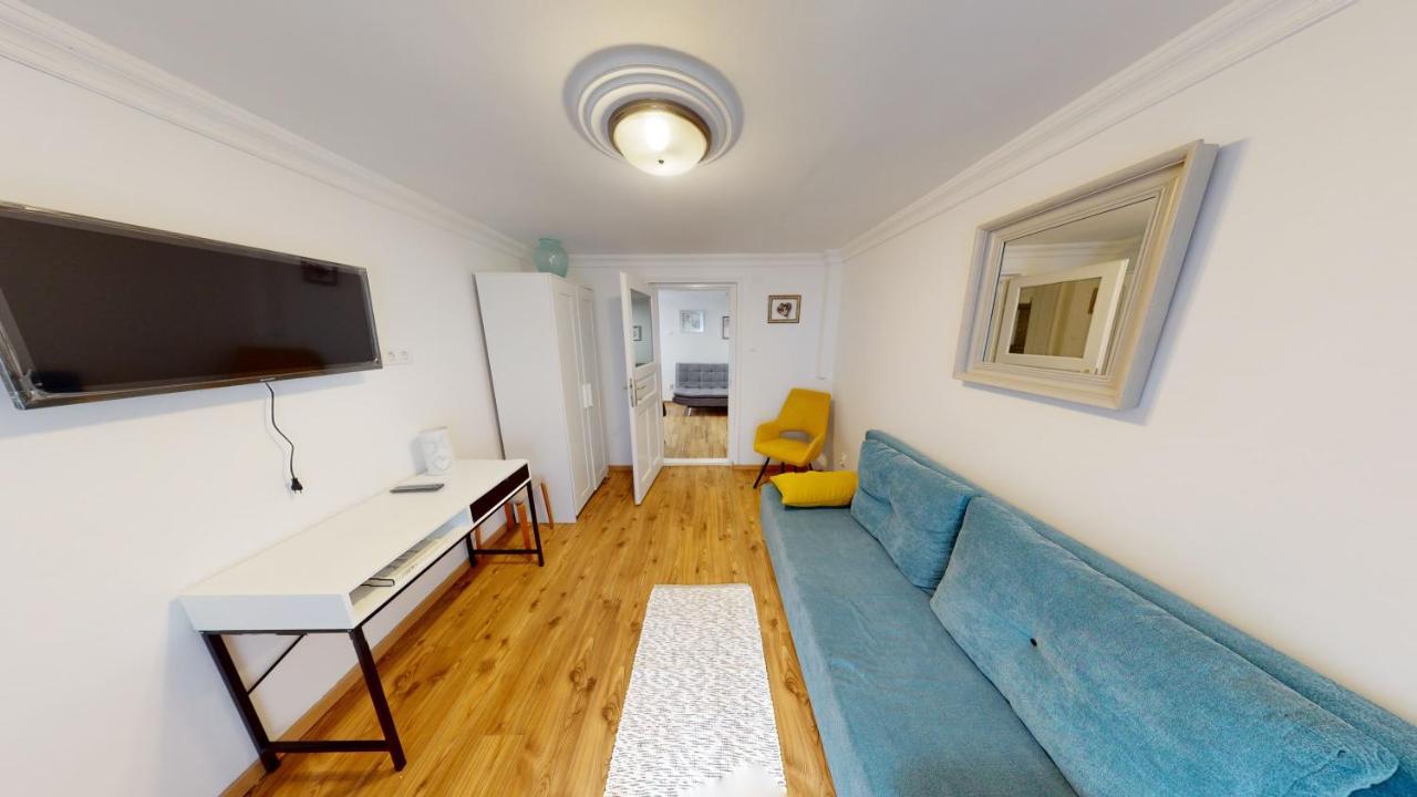 Family Apartman ميسكولك المظهر الخارجي الصورة