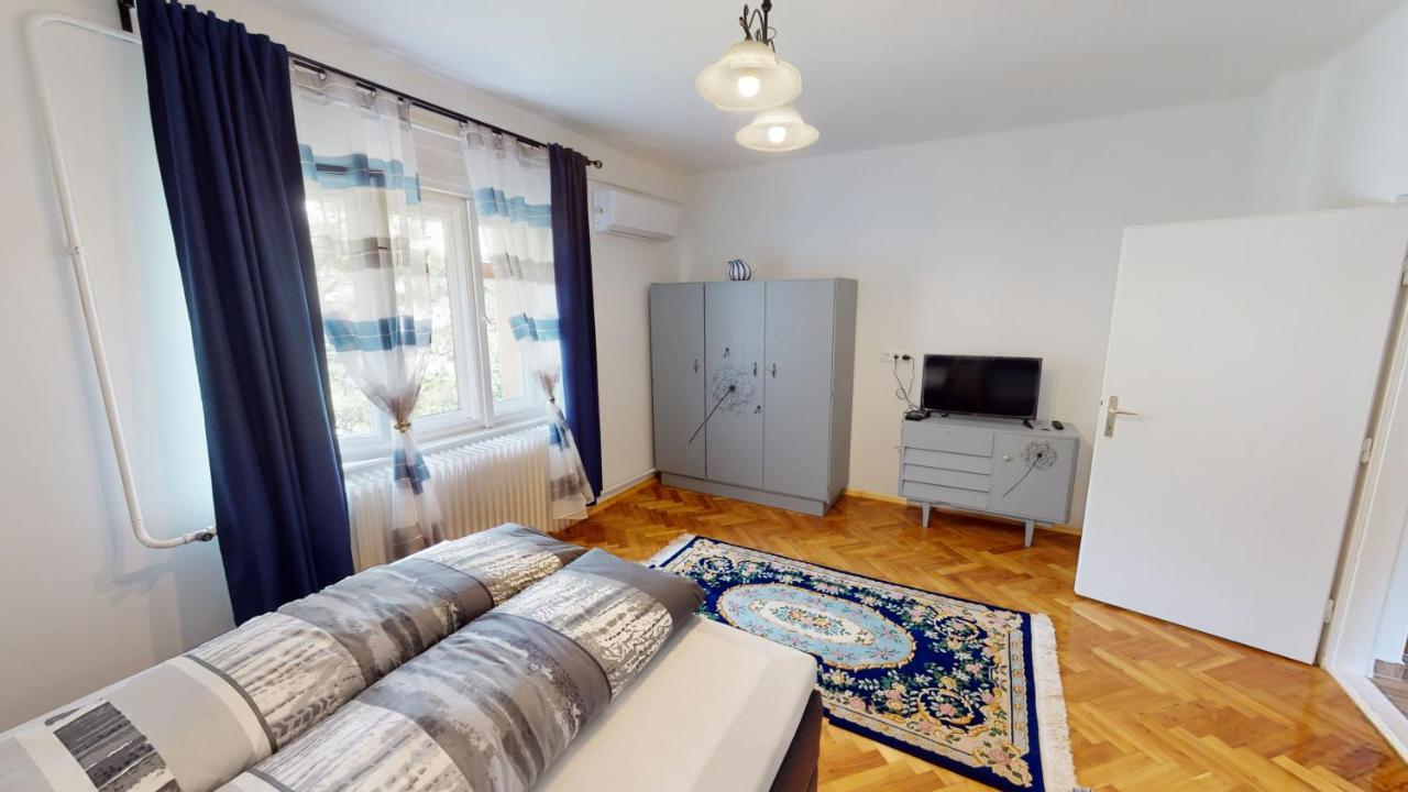 Family Apartman ميسكولك المظهر الخارجي الصورة